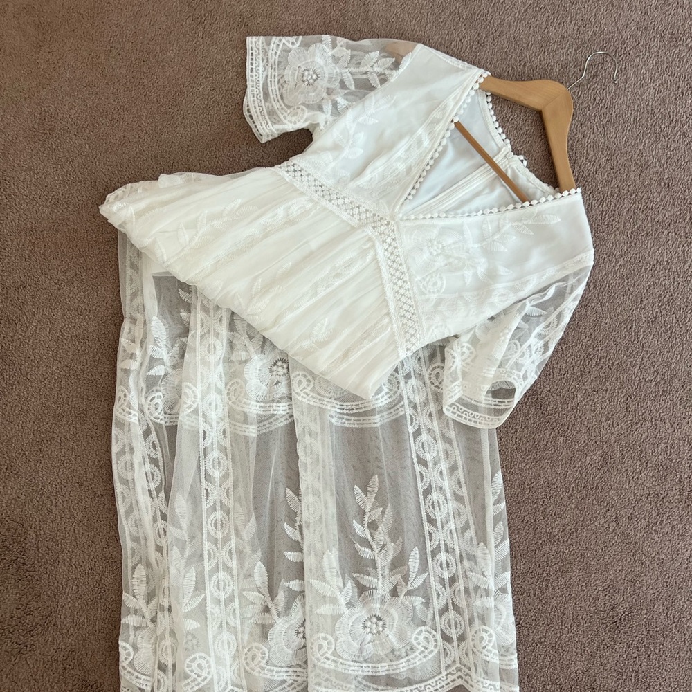 Lace dress